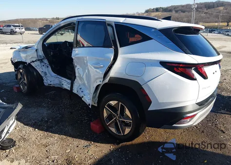 2026 Hyundai Tucson Sel from USA, damaged, VIN 5NMJBCDE3TH652783